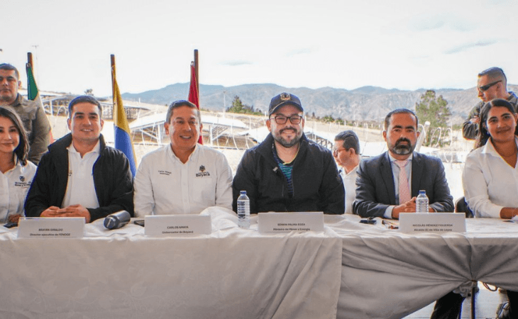 Villa de Leyva celebra sus 454 años con la puesta en marcha de la primera granja solar fotovoltaica